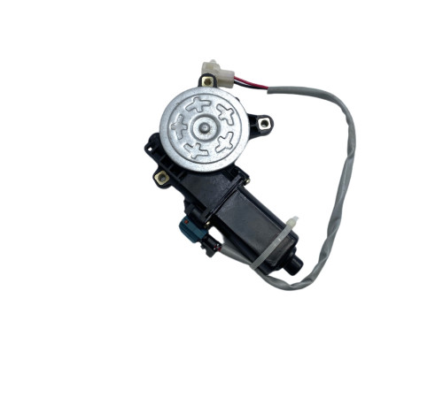 Мотор склопідйомника правий Chevrolet Leganza V100 (96430384)